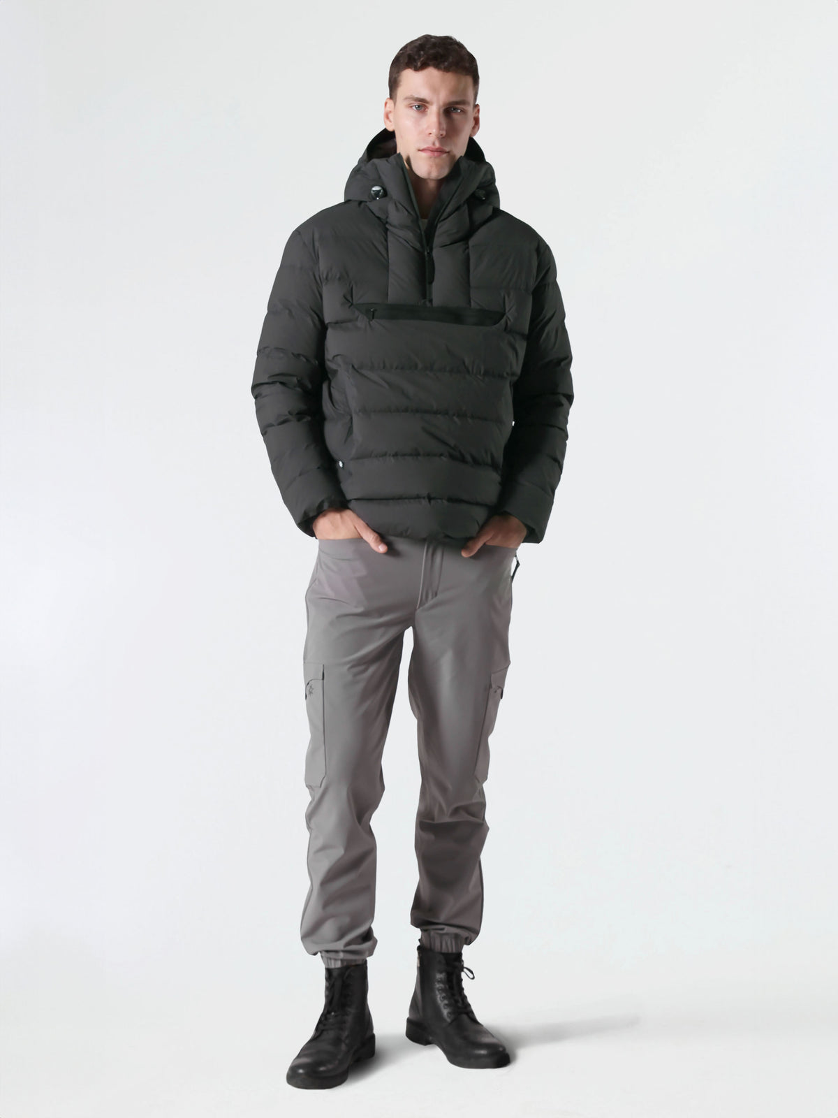 #renk_dark grey
