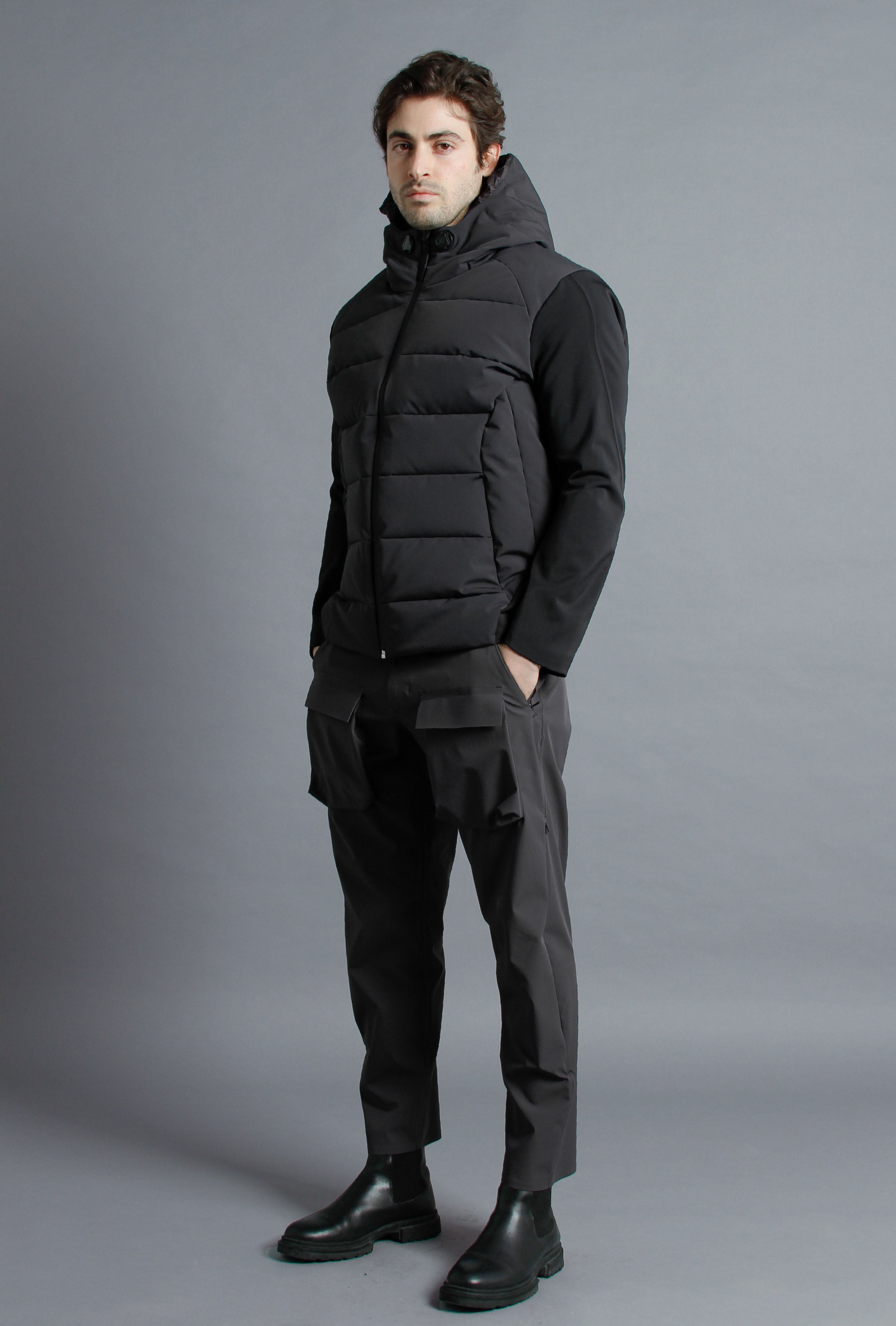 #renk_dark grey