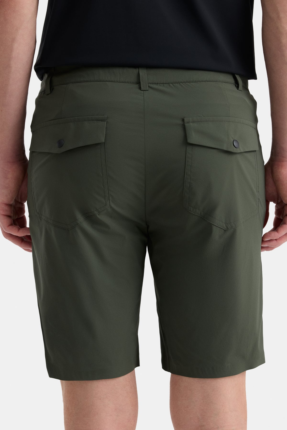 #renk_khaki