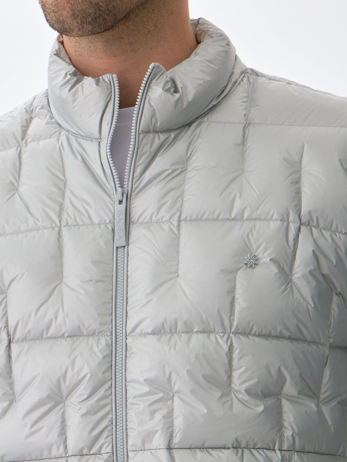#renk_subtle white
