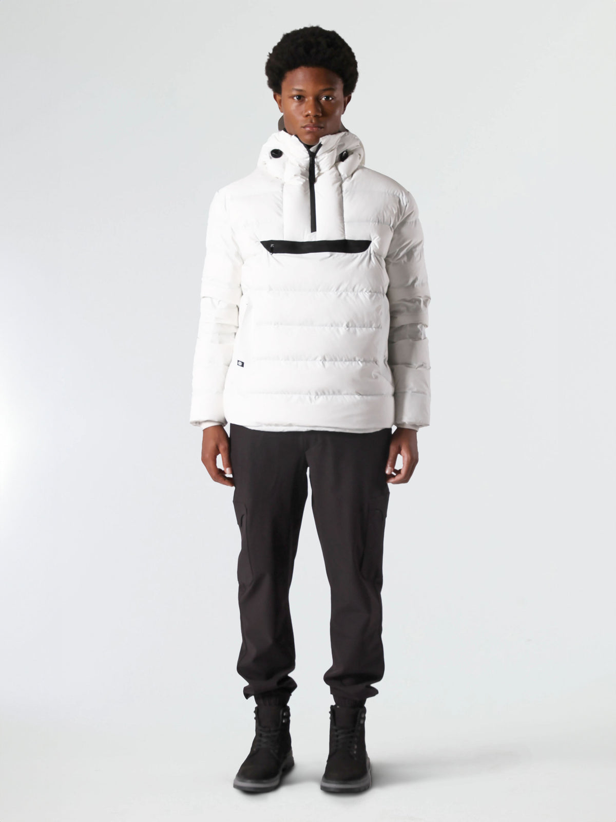 #renk_subtle white