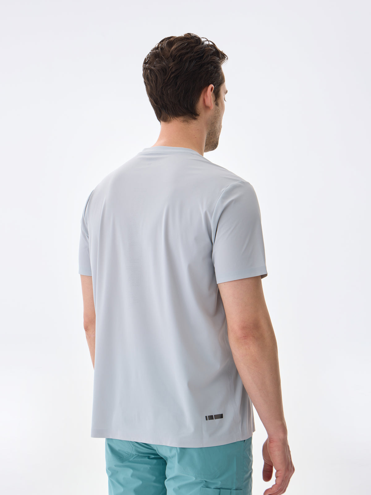 #renk_light grey