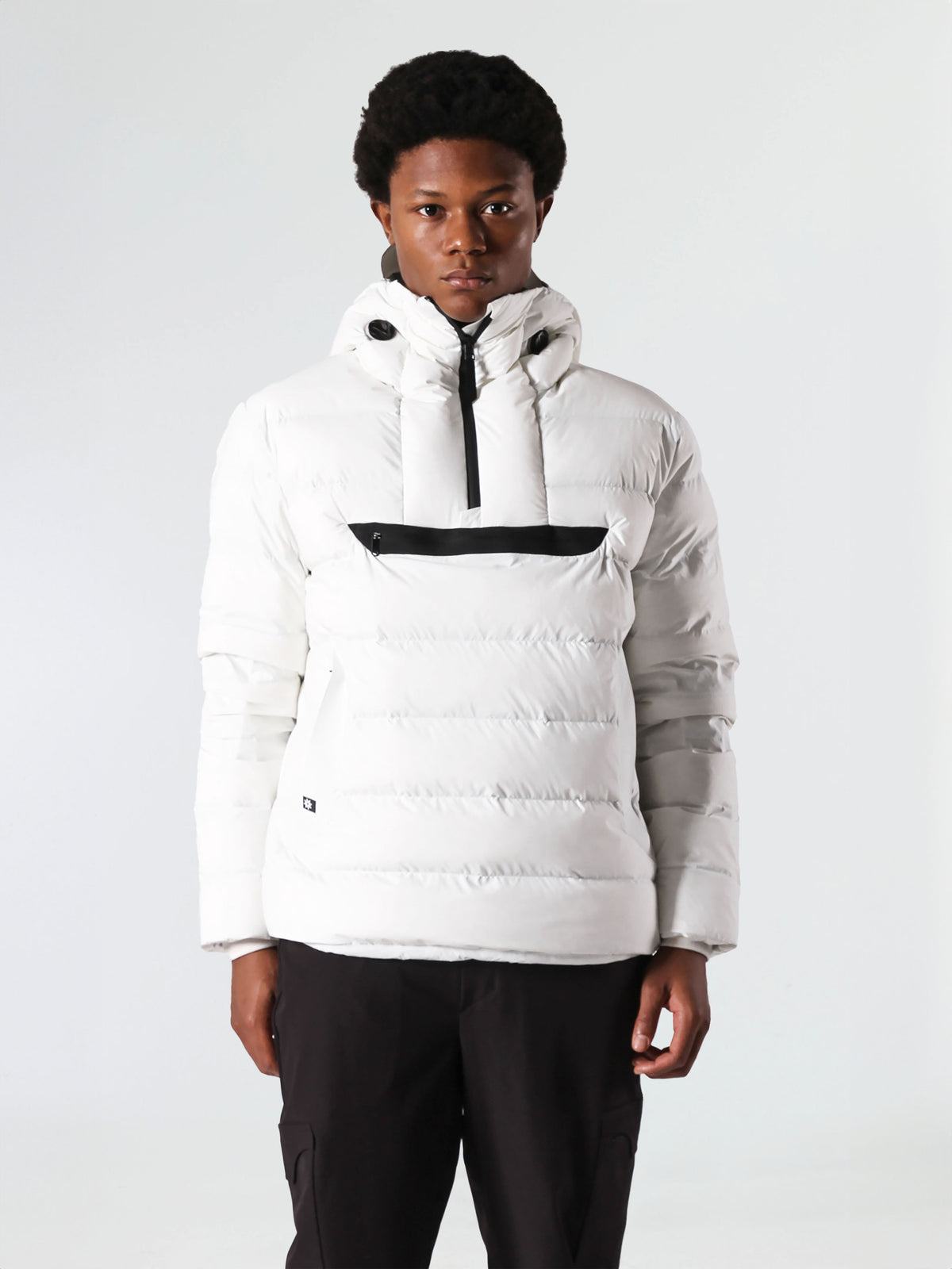 #renk_subtle white