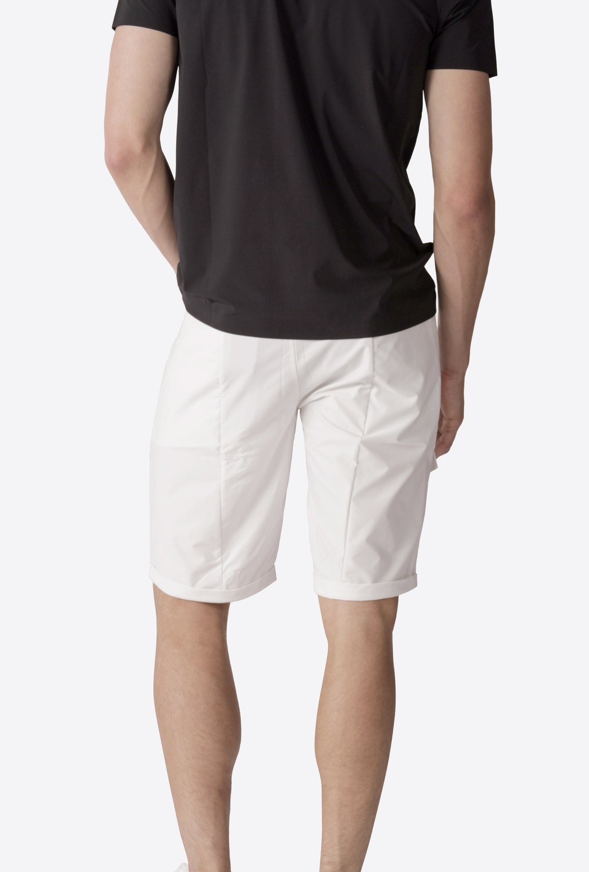 #renk_subtle white