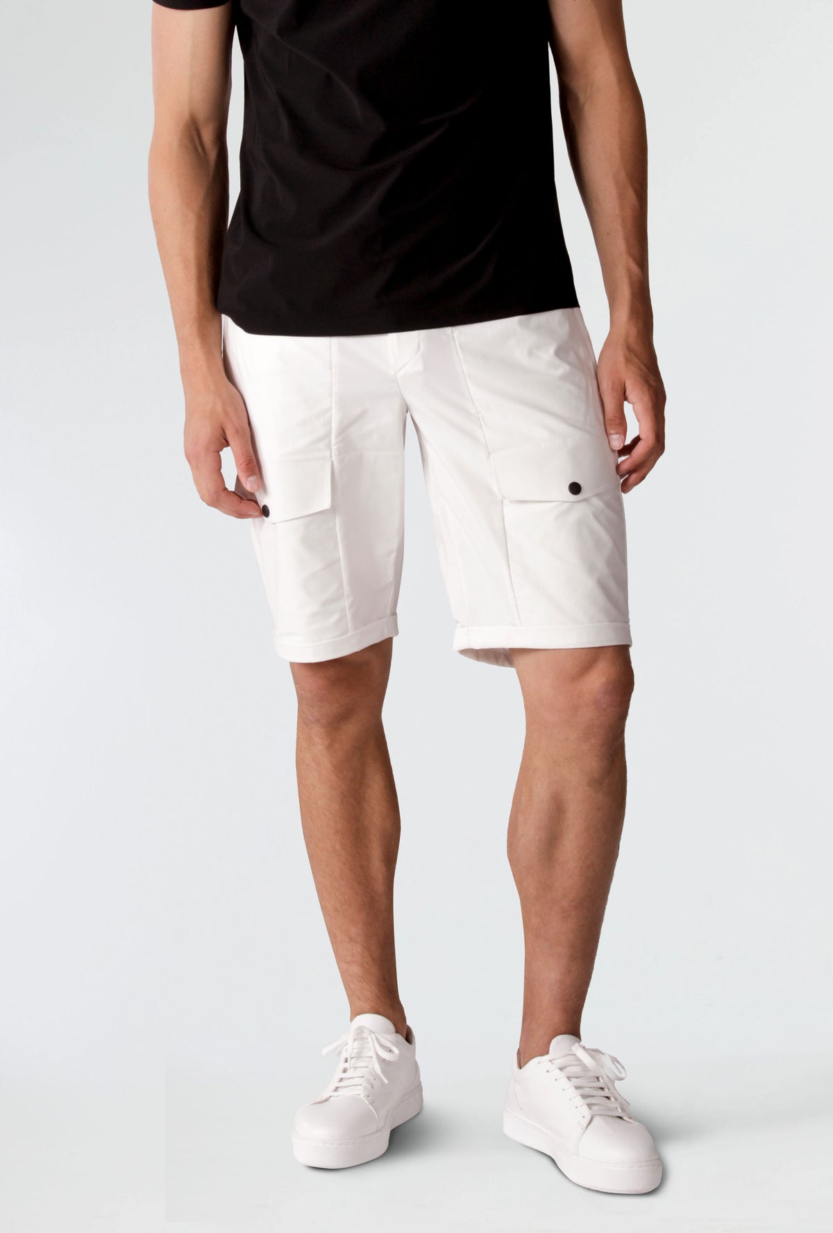 #renk_subtle white