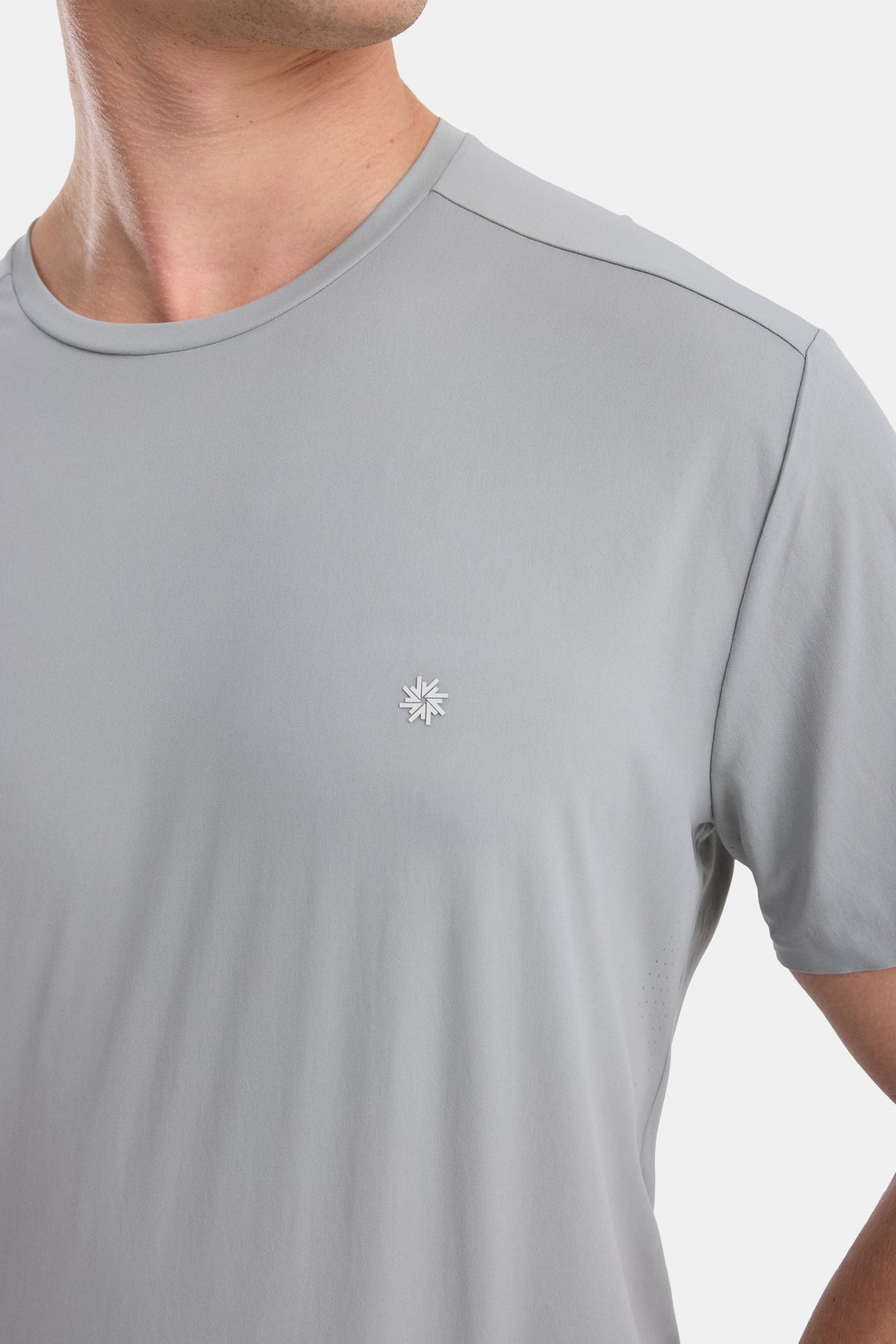 #renk_light grey