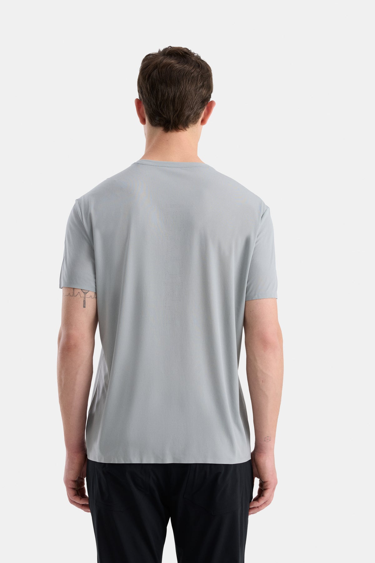 #renk_light grey