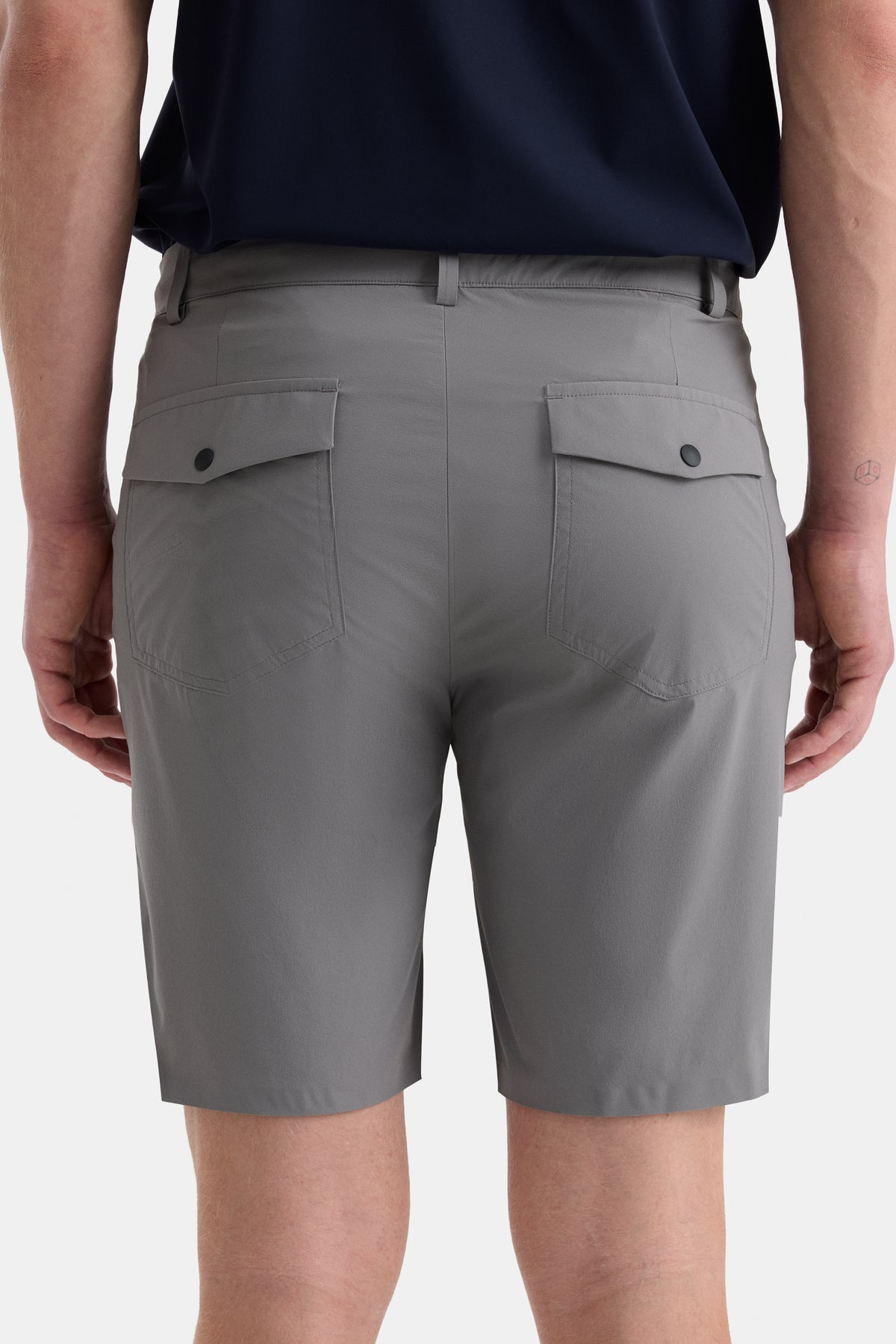 #renk_light grey