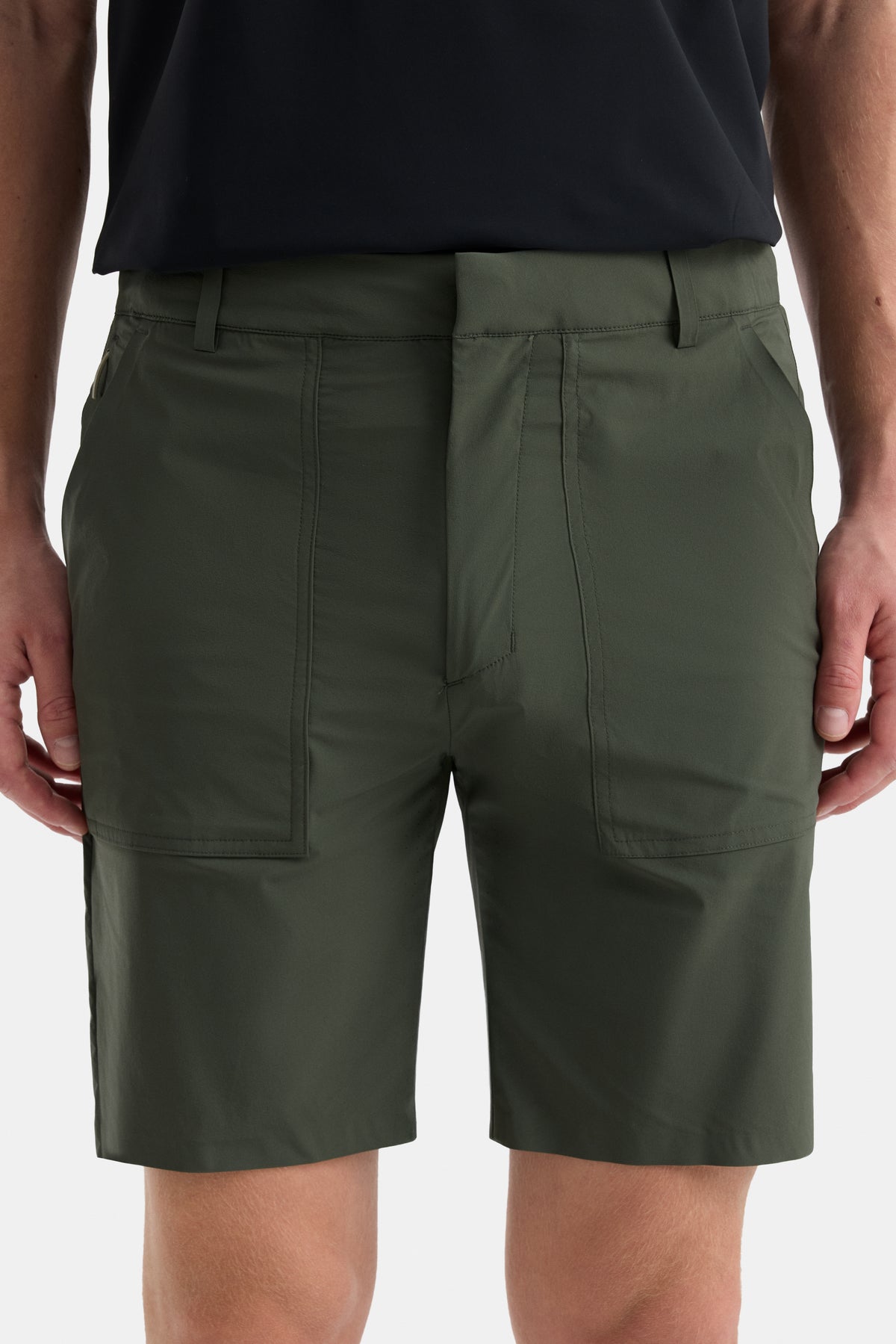 #renk_khaki