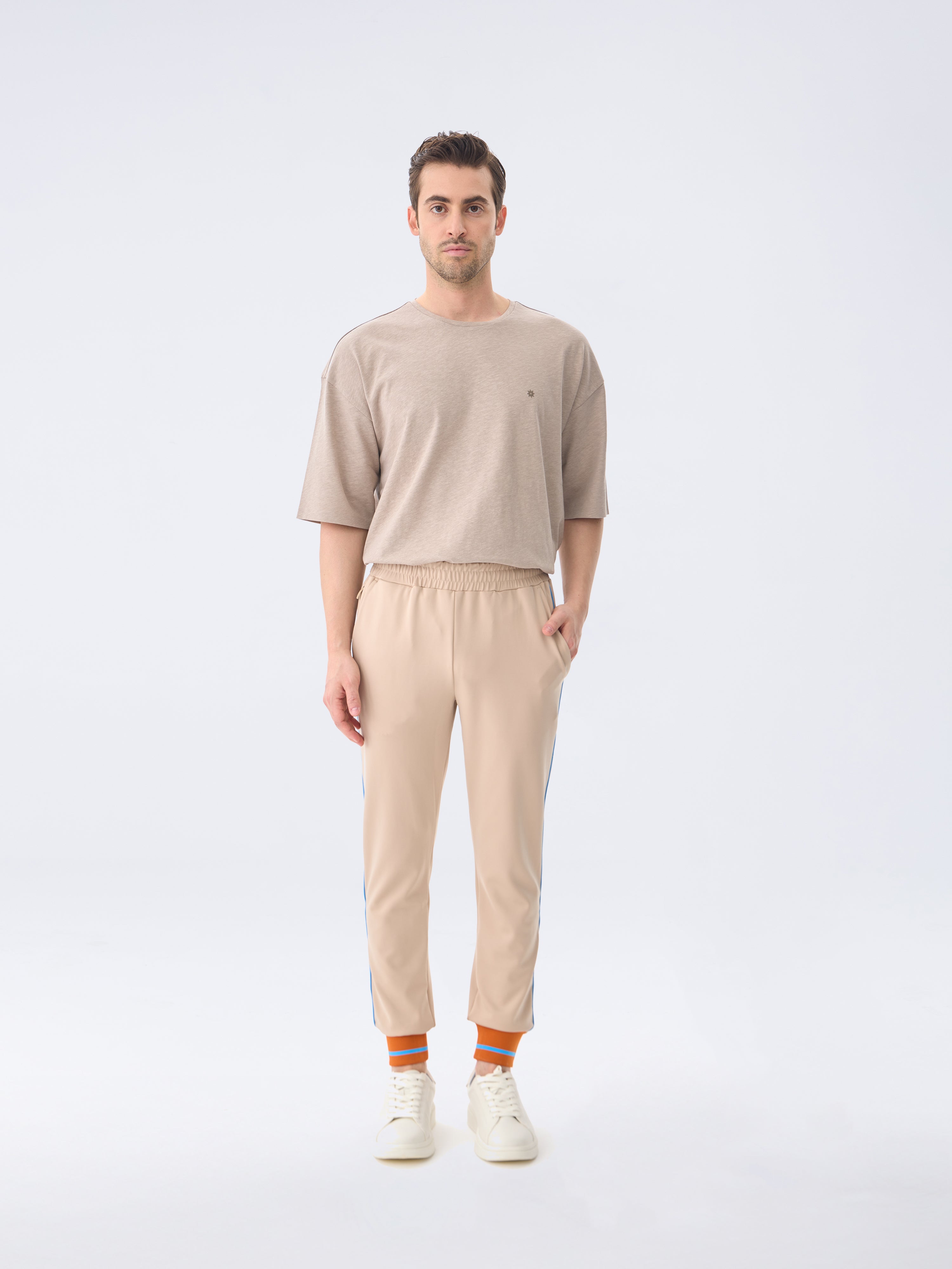 #renk_beige
