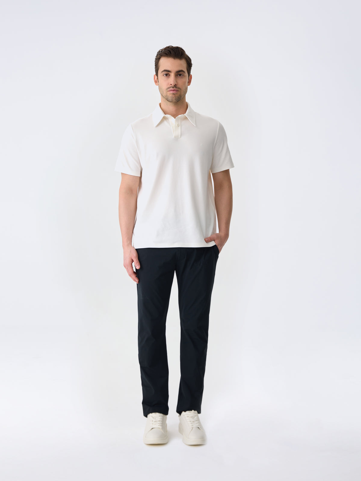 #renk_subtle white