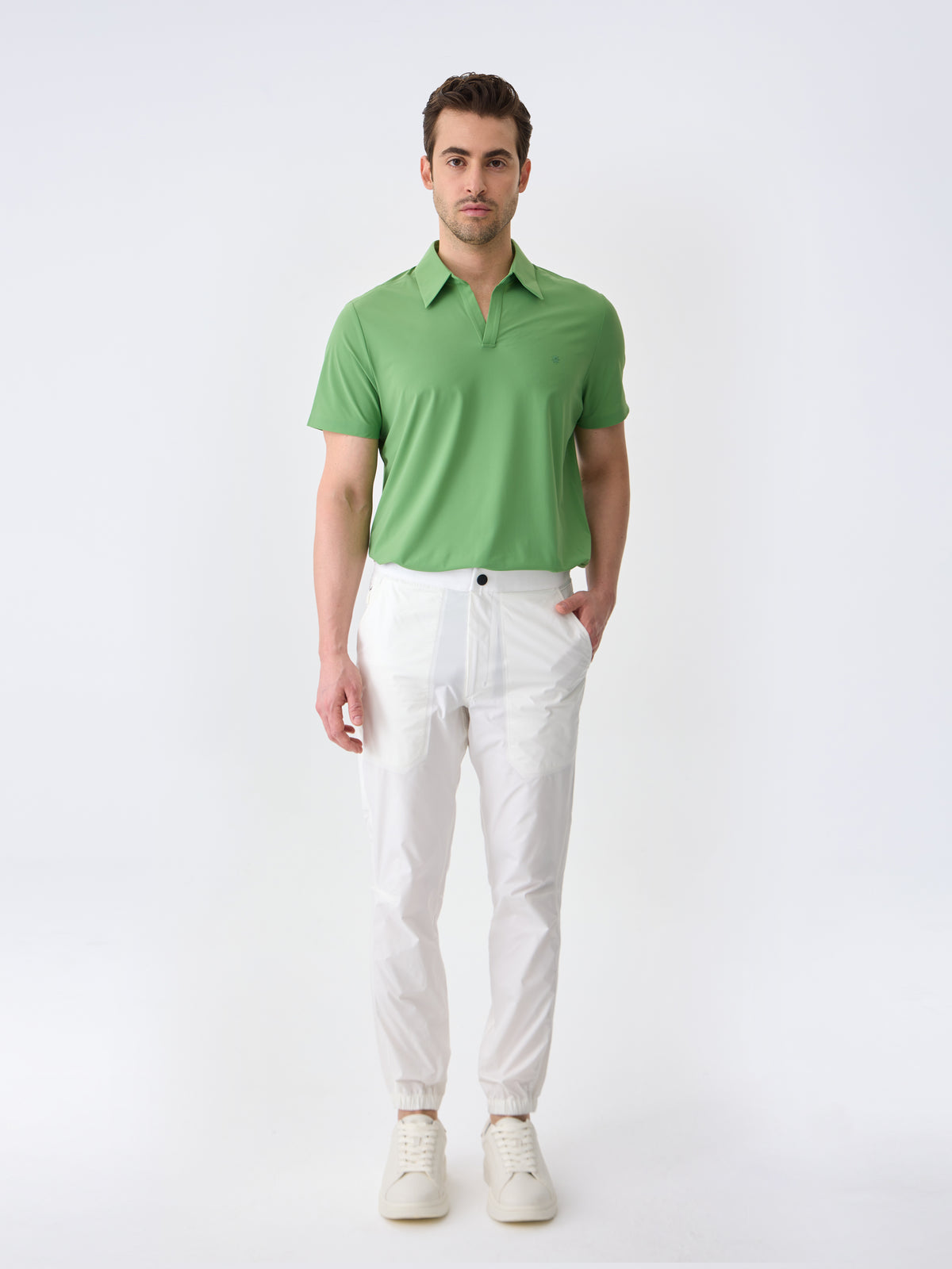 #renk_subtle white