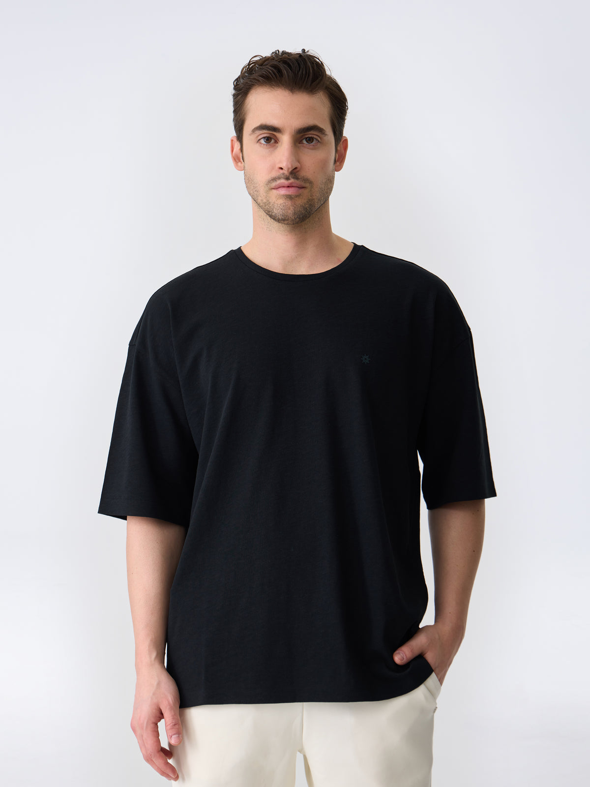 #renk_black