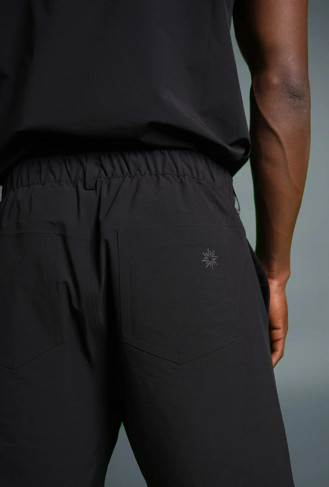 #renk_010-black