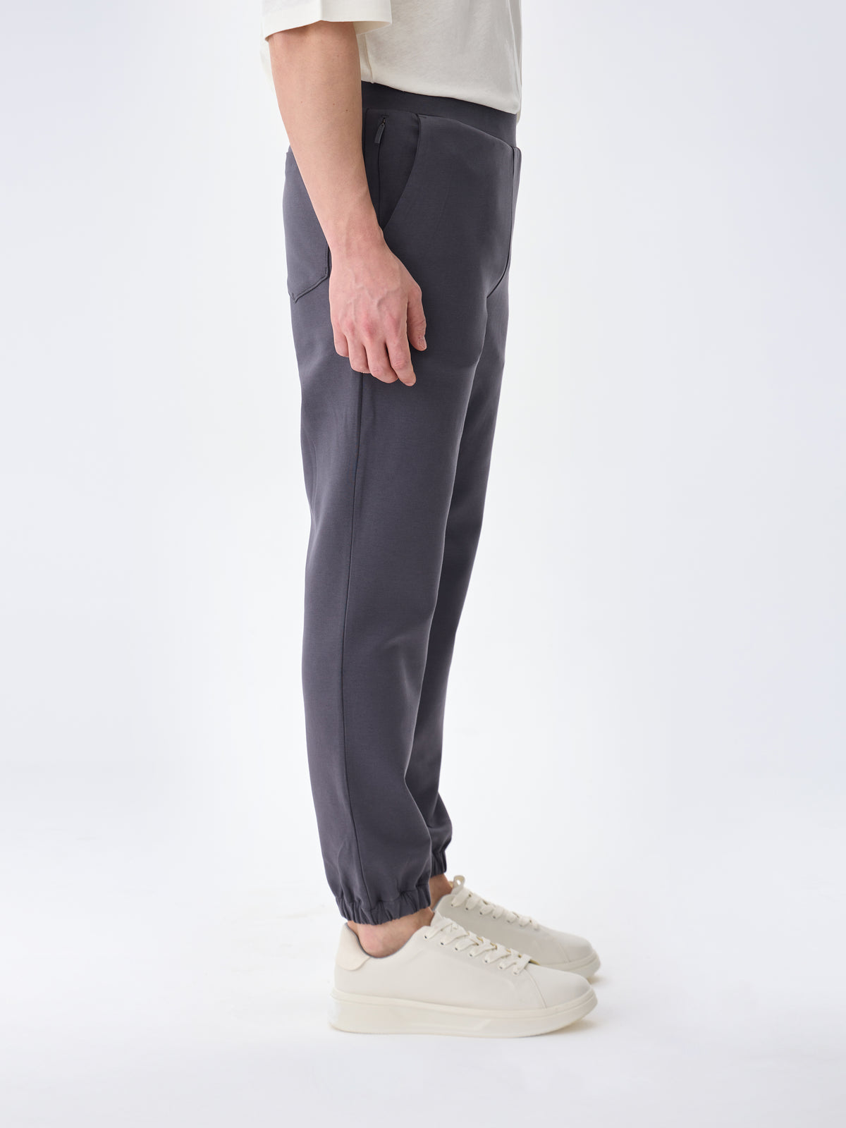 #renk_dark grey
